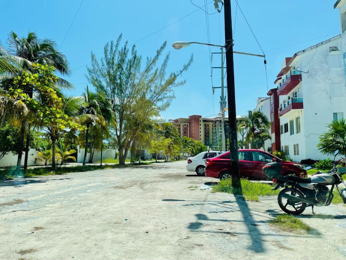 Punta Me Apartments & Rooms In Punta Sam Ferry Beach แคนคูน ภายนอก รูปภาพ
