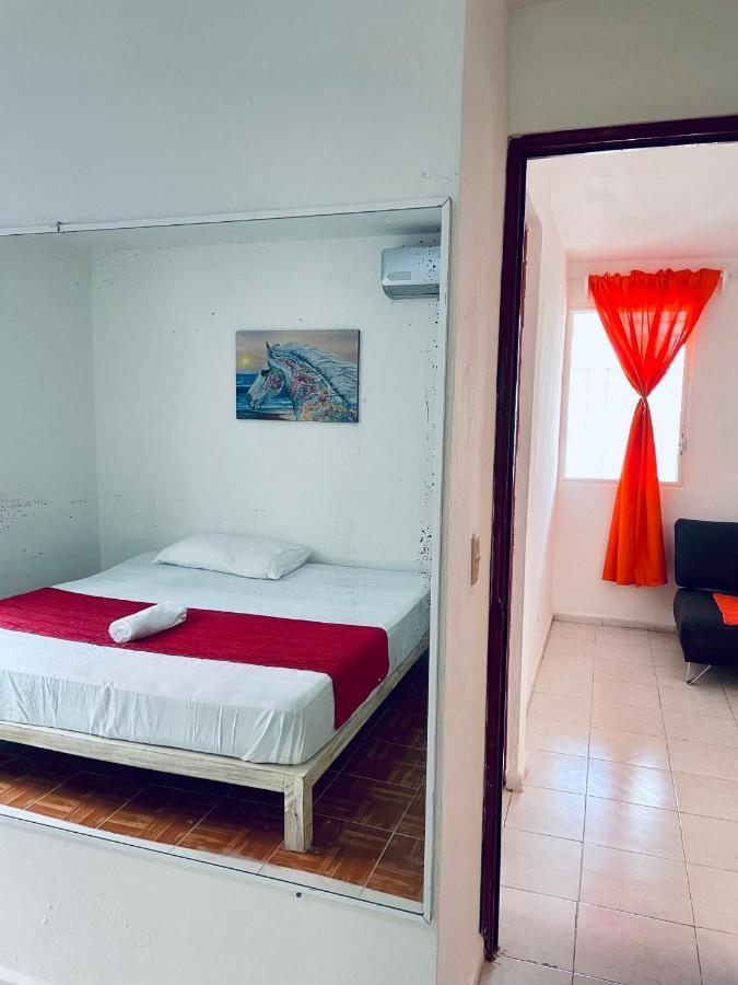 Punta Me Apartments & Rooms In Punta Sam Ferry Beach แคนคูน ภายนอก รูปภาพ