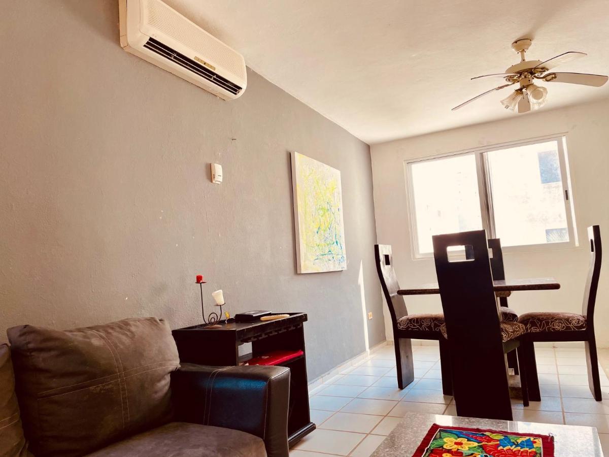 Punta Me Apartments & Rooms In Punta Sam Ferry Beach แคนคูน ภายนอก รูปภาพ
