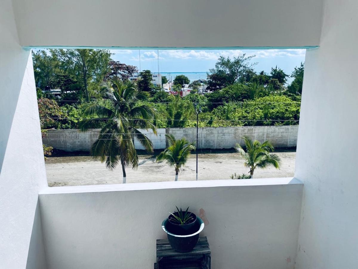 Punta Me Apartments & Rooms In Punta Sam Ferry Beach แคนคูน ภายนอก รูปภาพ