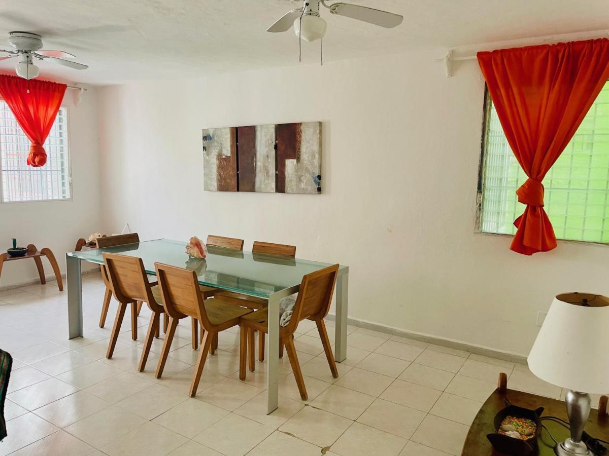 Punta Me Apartments & Rooms In Punta Sam Ferry Beach แคนคูน ภายนอก รูปภาพ